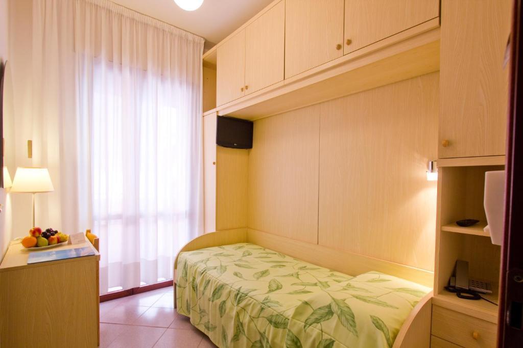 Hotel Desiree Lignano Sabbiadoro Cameră foto