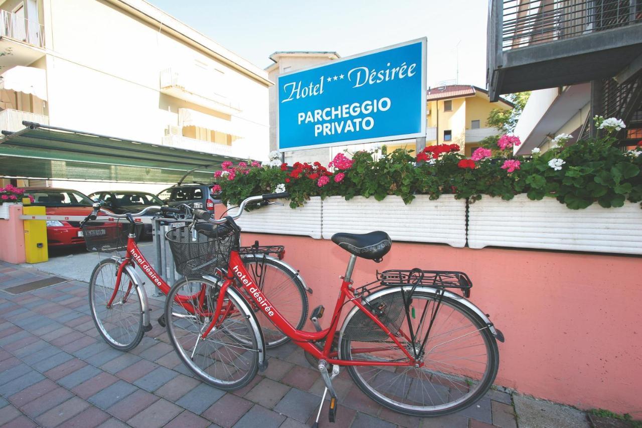 Hotel Desiree Lignano Sabbiadoro Exterior foto